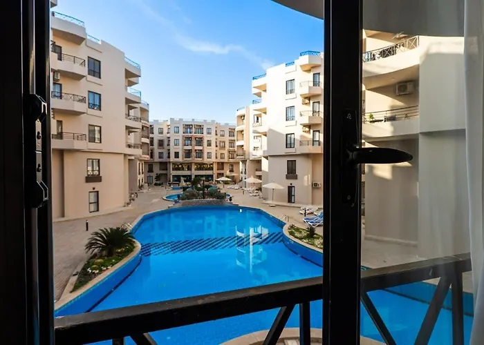With 6 Pools Near Gouna Appartement *